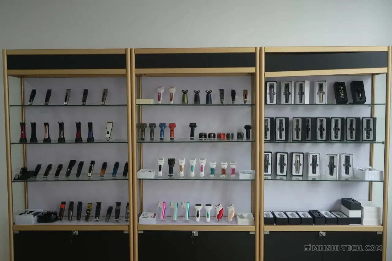 Meishi showroom with rechargeable grooming products on display